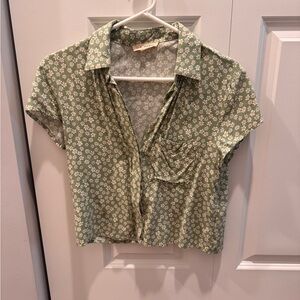 PacSun Sage Green Daisy Print Short Sleeve Button-Up Shirt
